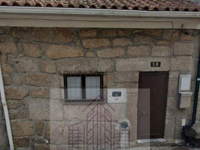 1 quarto, Coimbra Oliveira do Hospital 3405 98957516
