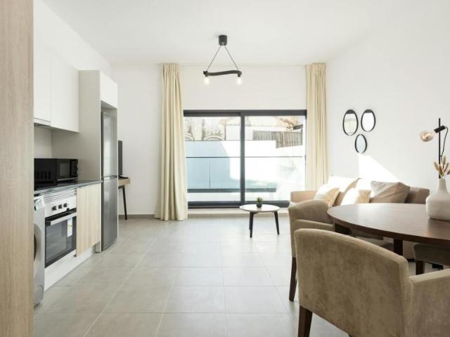 1 quarto, Faro Faro 8000 417 105879355