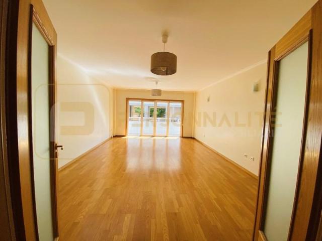 1 quarto, Guimarães Guimarães 103847400