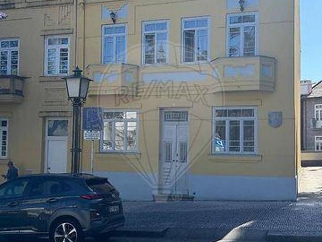 1 quarto, Guimaraes Braga 103933037