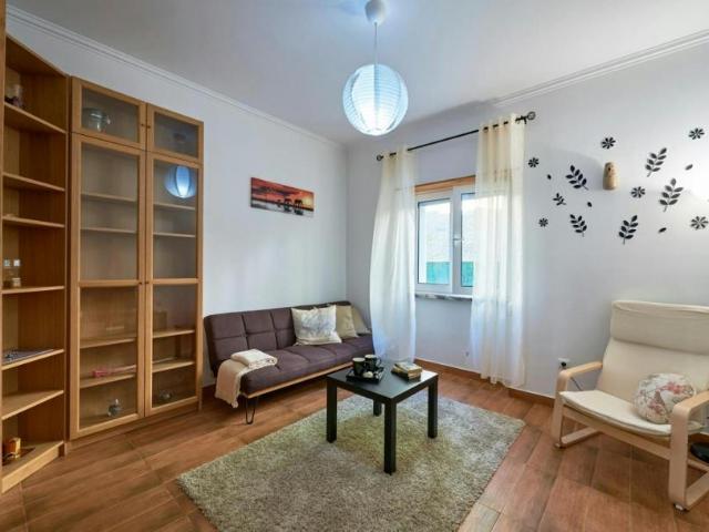 1 quarto, Lisbon Lisbon 1750 231 105761014