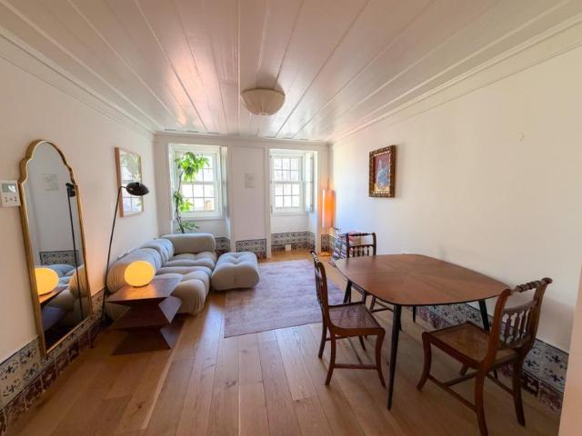 1 quarto, Lisbon Lisbon 103656038