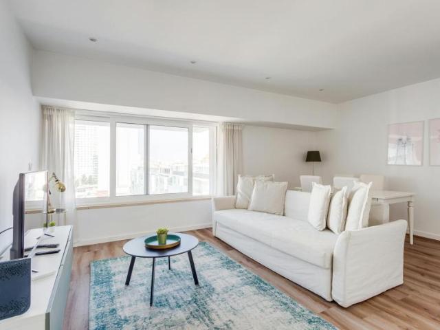 1 quarto, Lisbon Lisbon 1070 021 104507780