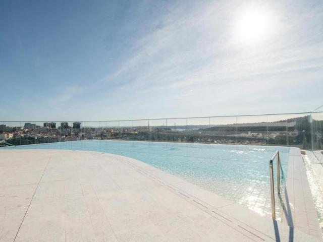 1 quarto, Lisbon Lisbon 1070 372 104069617