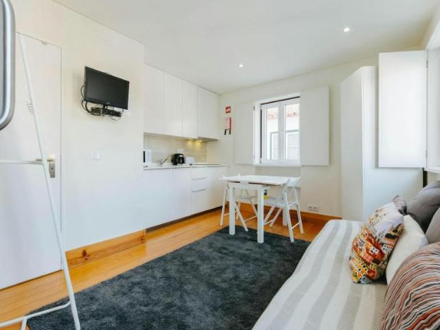 1 quarto, Lisbon Lisbon 1100 003 100765715