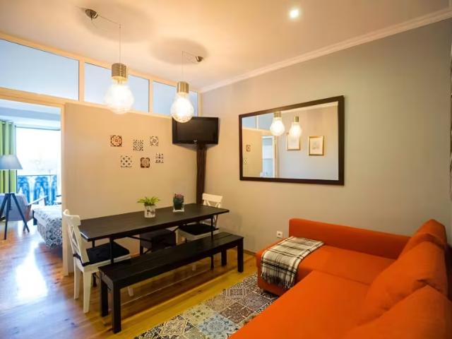 1 quarto, Lisbon Lisbon 1100 118 98538482