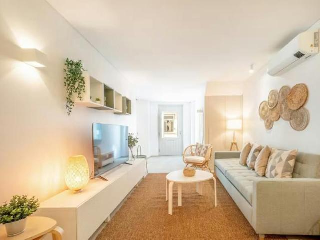 1 quarto, Lisbon Lisbon 1200 121 105111207