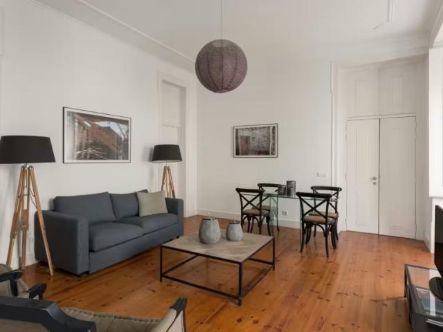 1 quarto, Lisbon Lisbon 1200 161 98401735