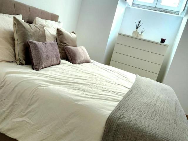 1 quarto, Lisbon Lisbon 1250 266 100723141