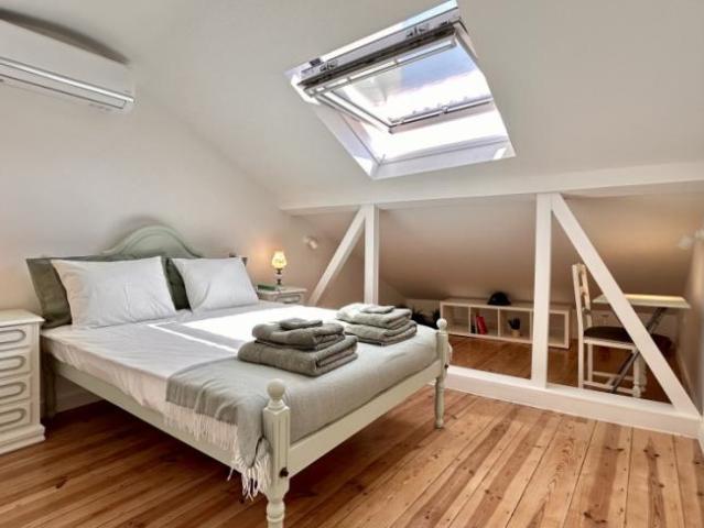 1 quarto, Lisbon Lisbon 77938000