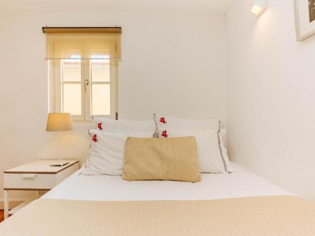 1 quarto, Lisbon Lisbon 98610801