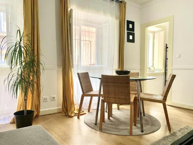 1 quarto, Lisbon Lisbon 99387539
