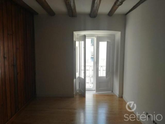 1 quarto, Lisboa Lisboa LS104159668