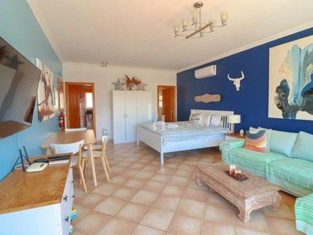 1 quarto, Loulé Faro 97106697