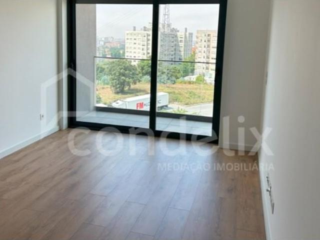 1 quarto, Maia Maia 105634262
