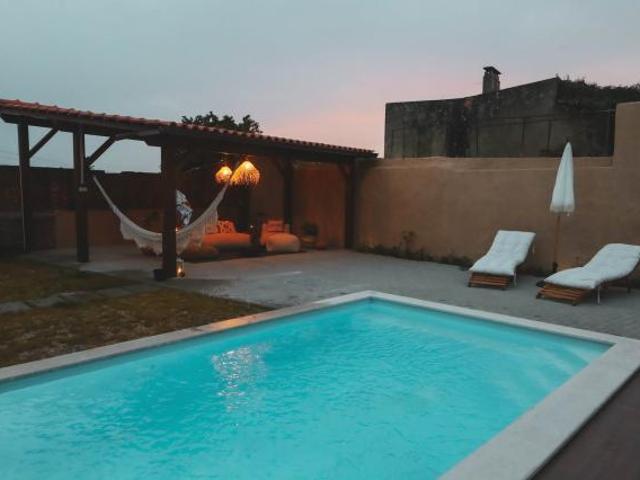 1 quarto, Nazaré Nazaré 2450 051 65808580
