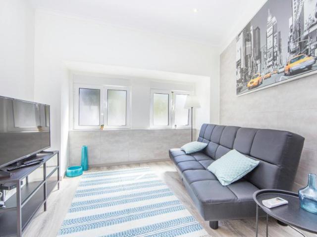 1 quarto, Oeiras Oeiras 2780 012 104784040