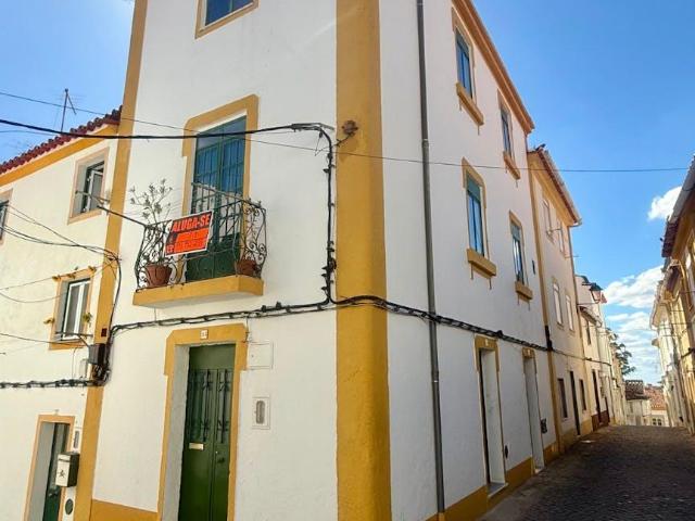 1 quarto, Portalegre Portalegre 7300 206 105249870