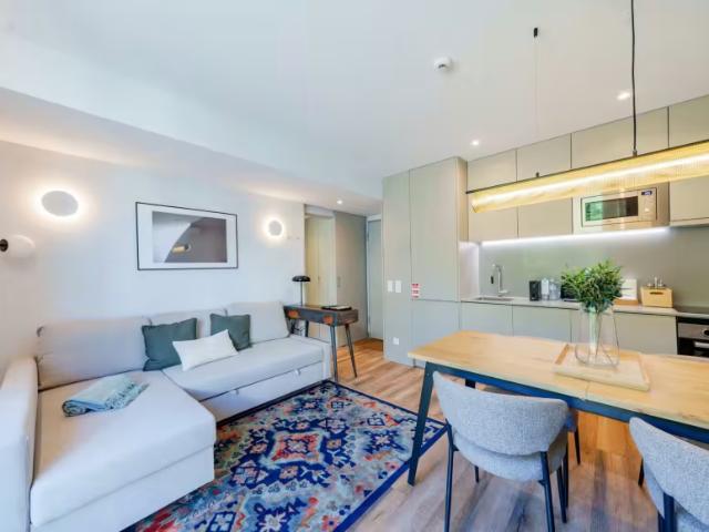 1 quarto, Porto Porto 4000 124 97814140