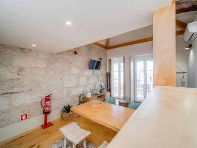 1 quarto, Porto Porto 4000 133 98709118