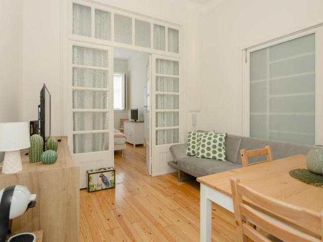 1 quarto, Porto Porto 4050 040 95266334