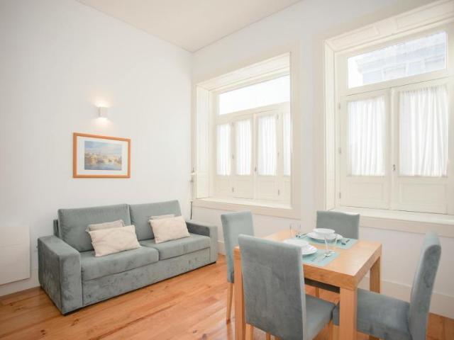 1 quarto, Porto Porto 4050 041 95266978