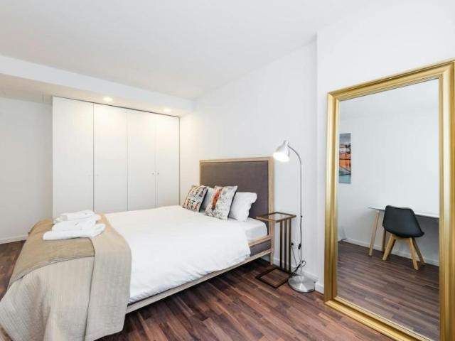1 quarto, Porto Porto 4050 189 105544249