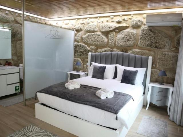 1 quarto, Porto Porto 4050 107 LS105794024