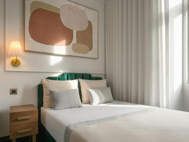 1 quarto, Porto Porto 4050 122 LS105073263