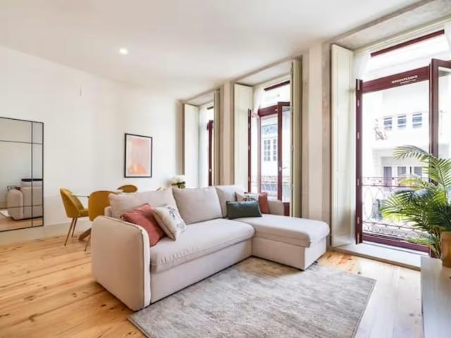 1 quarto, Porto Porto 4050 359 100384696
