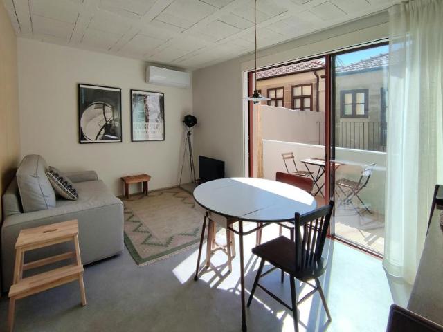 1 quarto, Porto Porto 4050 366 99977015