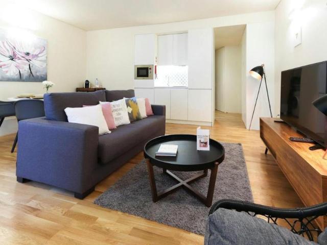 1 quarto, Porto Porto 4050 375 103655481