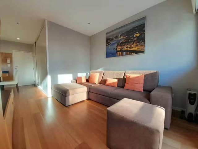 1 quarto, Porto Porto 4050 325 98541353