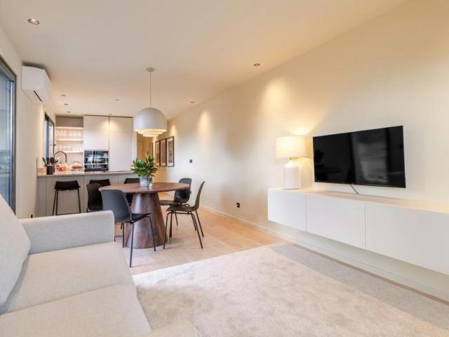 1 quarto, Porto Porto 4100 326 104182688