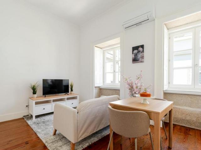 1 quarto, Porto Porto 4150 059 104182596