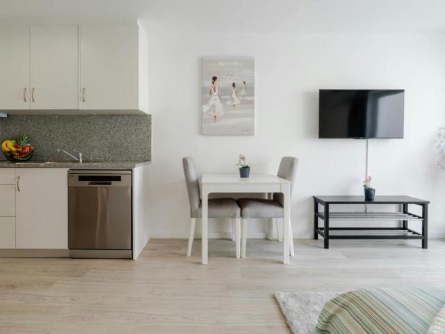 1 quarto, Porto Porto 4200 044 104182685