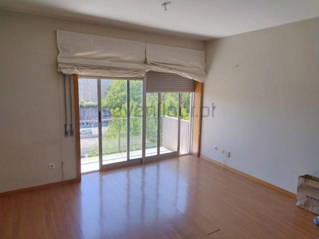 1 quarto, Porto Porto 4200 009 105557051
