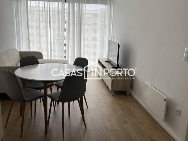 1 quarto, Porto Porto 4200 104142444