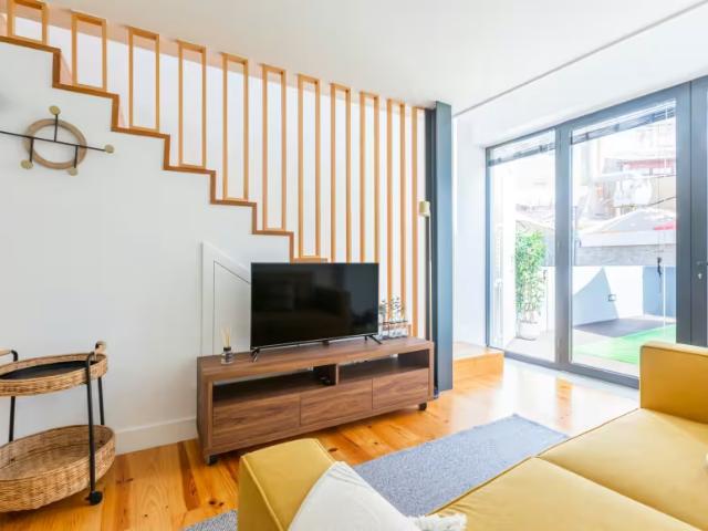 1 quarto, Porto Porto 4300 259 98636124