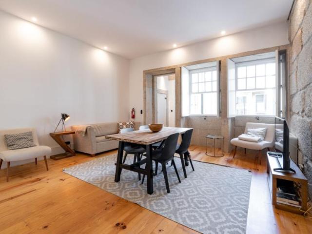 1 quarto, Porto Porto 77939565