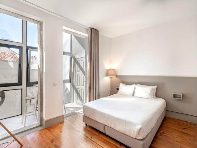1 quarto, Porto Porto 84532986