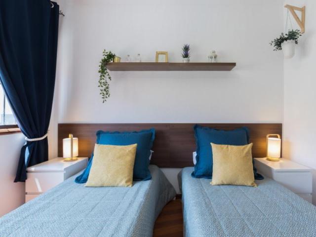 1 quarto, Porto Porto 104257923
