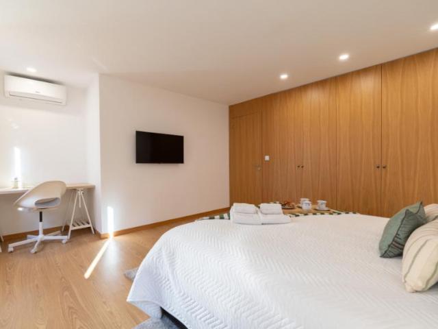 1 quarto, Porto Porto 104257989
