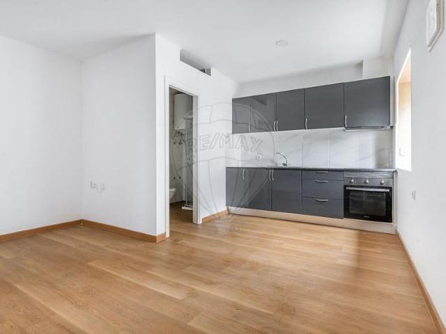 1 quarto, Póvoa de Lanhoso Sul Braga 99701319