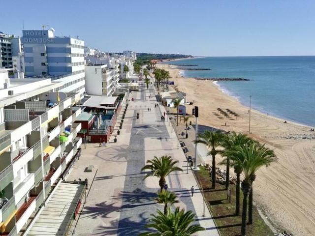1 quarto, Quarteira Quarteira 8125 124 105975561