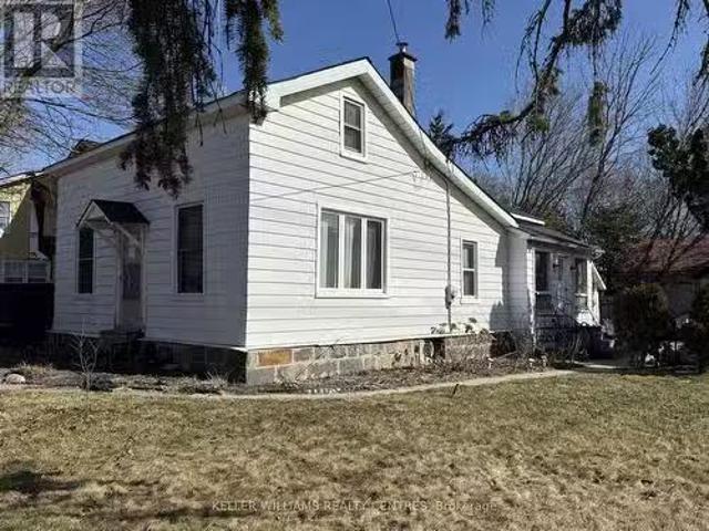 1 Queen Street, Whitby, ON, L1M 1C5 house for sale Listing.