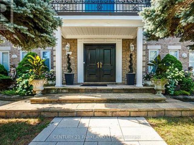 1 Radley Street, Vaughan, ON, L4L 8J7 house for sale | Listing ID N13811 | Royal LePage