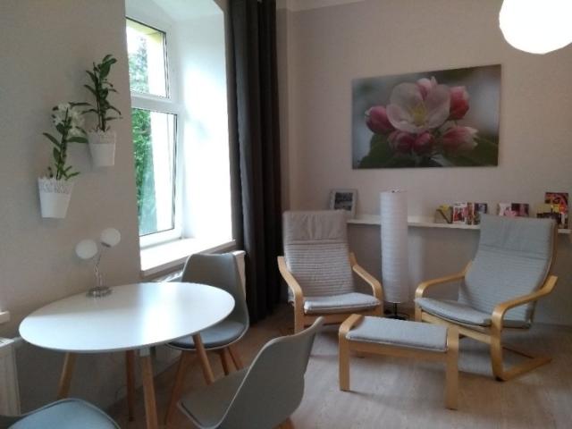 1 Raum Wohnung in der Dresdner Neustadt, vollmöbliert, 1155 €/Monat