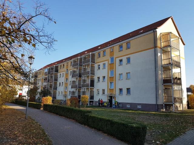 1 Raum Wohnung mit Balkon in der Parchimer Oststadt
