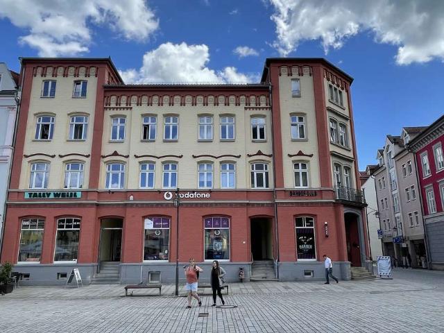 1 Raum Wohnung mit Balkon und Fahrstuhl im Haus